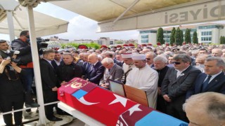 Eski Bakan Mehmet Ali Yılmaz son yolculuğuna uğurlandı