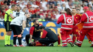 Evan NDicka yere yığıldı, Udinese-Roma maçı tatil edildi