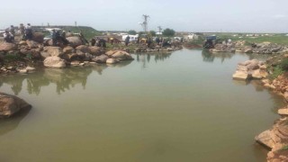 Fiziksel engelli genç girdiği gölette boğuldu