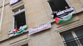 Fransanın en prestijli üniversitesinde Filistine destek gösterisi