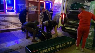 Gece kulübünde silahlı kavga: 1 ölü