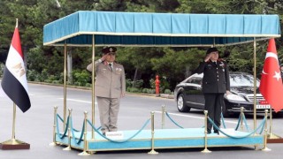 Genelkurmay Başkanı Gürak, Mısırlı mevkidaşı Askar ile bir araya geldi