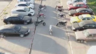 Gümrük kaçağı 13 milyonluk ‘change araçlar polisten geçemedi