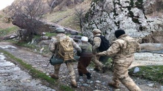 Hakkarida kasten adam öldürme suçundan 15 yıldır aranan şahıs yakalandı