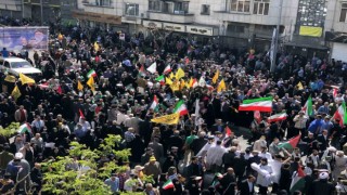 İranda on binlerce kişi “Kudüs Günü” yürüyüşlerine katıldı