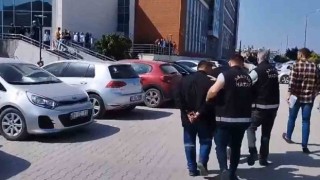 İskenderunda aranması bulunan 2 şahıs yakalandı