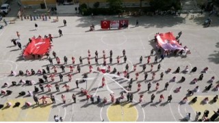 Ispartada 170 öğrenci ile folklor gösterisi yapıldı