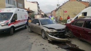 Ispartada trafik kazası: 2 yaralı