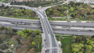 İstanbulda bayramın ilk gününde yollar boş kaldı