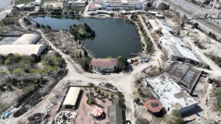 İzmit Millet Bahçesi şekillenmeye başladı