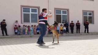 Jandarmanın 185inci kuruluş yıldönümünde çocuklara özel etkinlik