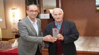 Jeoloji mühendisleri kurtarma ekibiyle sahaya iniyor