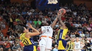 Kadınlar Basketbol Süper Liginde Fenerbahçe üst üste 6. kez şampiyon