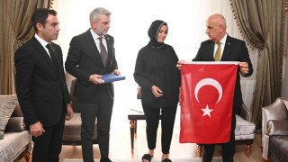 Kahramanmaraş Büyükşehir Belediye Başkanı Görgel, Şehit Ailelerini Ziyaret Etti