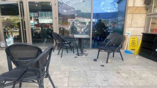 Kahramanmaraşta Starbucksa taşlı silahlı saldırı: 1 yaralı