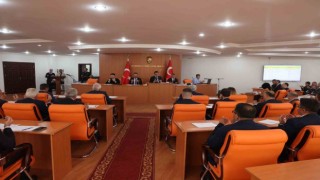 Karaman Belediyesinde yeni dönemin ilk meclis toplantısı yapıldı