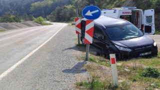 Kastamonuda direksiyon başında fenalaşarak kaza yapan sürücü hayatını kaybetti