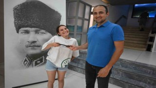 Kaybettiği telefonuna belediye personeli sayesinde kavuştu