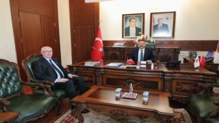 Kazım Kurt ilk resmi ziyaretini Eskişehir Valisi Hüseyin Aksoya yaptı