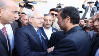 Kemal Kılıçdaroğlu, CHP Kayseri İl Başkanının oğlunun cenazesine katıldı