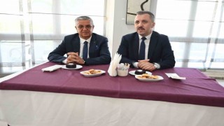 Kemerde bayramlaşma programı düzenlendi