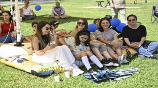 Kent sakinleri Komşu Sahnesinde bir araya geldi