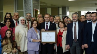 Kırklareli Belediye Başkanlığını kazanan Bulut mazbatasını aldı