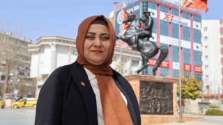 Kırşehirin en büyük mahallesinin muhtarı kadın oldu