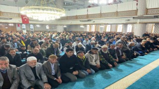 Kuluda bayram namazı kılındı