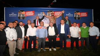 Kumlucada başpehlivan Fatih Atlı