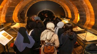 Kuran Ayında Kuran Sergisine büyük ilgi