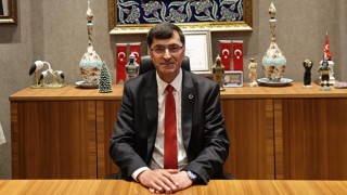 Kütahyanın yeni Belediye Başkanı Eyüp Kahveci mazbatasını aldı