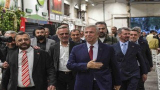 Mansur Yavaştan seçim sonrası ilk ziyaret Ankara Toptancı Haline