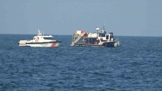 Marmara Denizinde kayıp mürettebata ait olduğu düşünülen cansız beden bulundu