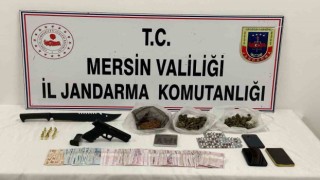 Mersinde uyuşturucu operasyonu, 2 kişi tutuklandı