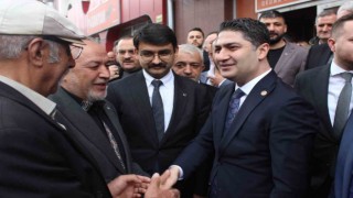 MHPli Özdemir partililerle bayramlaştı