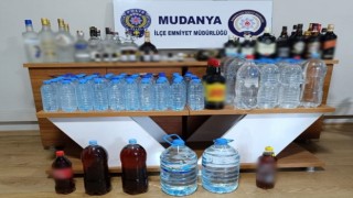 Mudanyada sahte içki operasyonu: 105 litre sahte alkol ele geçirildi