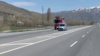 Muradiyede sazlık alanında yangın paniği