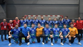 Nilüferli hentbolcular farklı kazandı