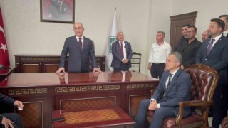 Osmaniye Belediyesinde devir teslim töreni