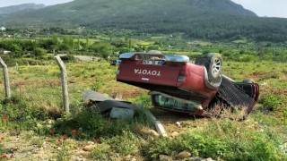 Osmaniyede pikap takla attı: 1 yaralı