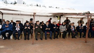 Osmaniyede şehitler ile depremde hayatını kaybedenlerin kabirleri ziyaret edildi