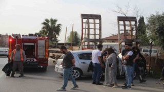 Park halindeki römorka çarpan otomobil sürücüsü ağır yaralandı