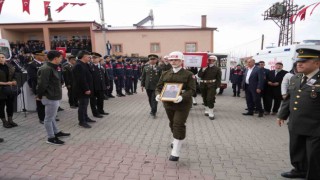 Piyade Uzman Çavuş Hikmet Aslan Niğdede son yolculuğuna uğurlandı