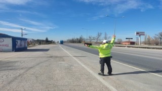 Polis ekiplerinin trafik denetiminde ceza yağdı