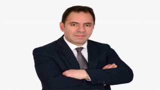 Prof. Dr. Ötüken Senger MHPden Kars Belediye Başkanı seçildi
