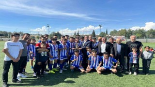 Samsatsporlu gençler şampiyon oldu