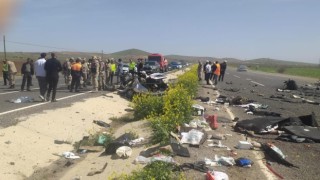 Şanlıurfada trafik kazası: Çok sayıda ölü ve yaralılar var