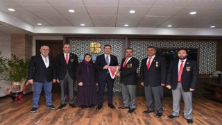 Şehit yakınları ve gazilerden, Başkan Akına iade-i ziyaret