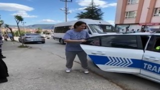 Sınava geç kalan öğrencileri, emniyet güçleri yetiştirdi